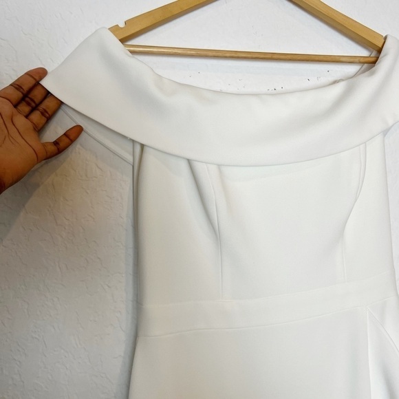 AQUA Scuba Crepe Off-the-Shoulder Midi Dress - Picture 7 of 11